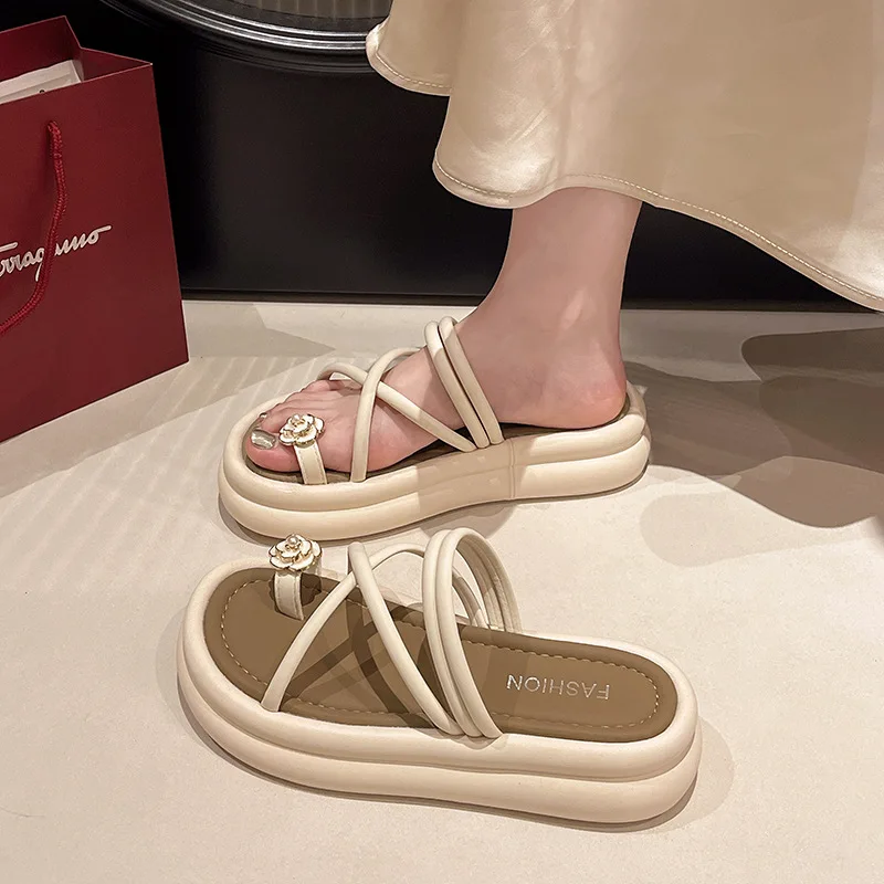 

Туфли из искусственной кожи на низком каблуке