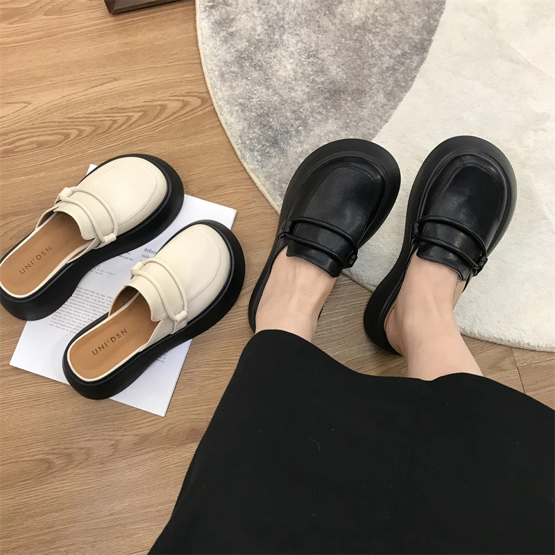 Mules For Women 2024 Shoes House Slippers Platform Slides Med Cover Toe Pantofle Flat New PU Retro Fabric Mules For Women 2022 S