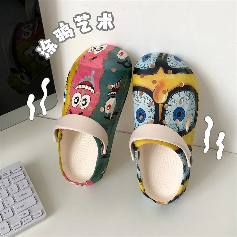 2024 Summer New Cartoon Trend Slippers Couple Sandals Men and Women Non-Slip Soft Sole Ventilate Fallow Beach Slippers