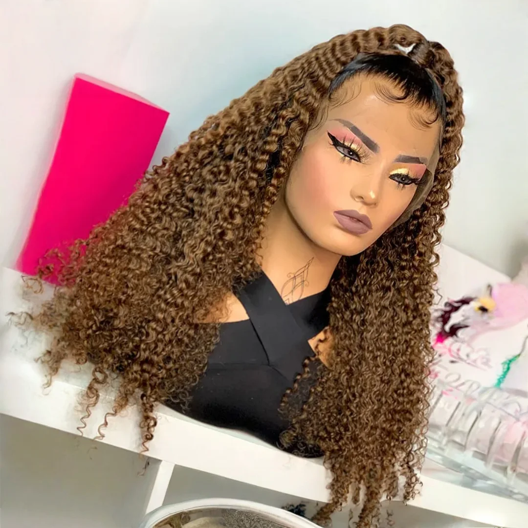 

Длинные мягкие 26 дюймов 180 Плотность Ombre Блондинка Натуральная линия волос Парики фронта шнурка для женщин Кудрявые вьющиеся с детскими волосами Хорошая текстура