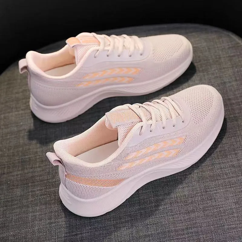 New sports shoes women's soft sole casual shoes spring and autumn single shoes mother shoes travel shoes image 2