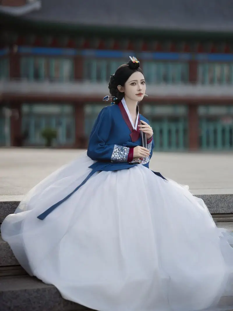 Yanji Hanbok ชุดสำหรับถ่ายภาพแบบเกาหลีชุดมีสายรัดแบบสูงศักดิ์สไตล์เกาหลี