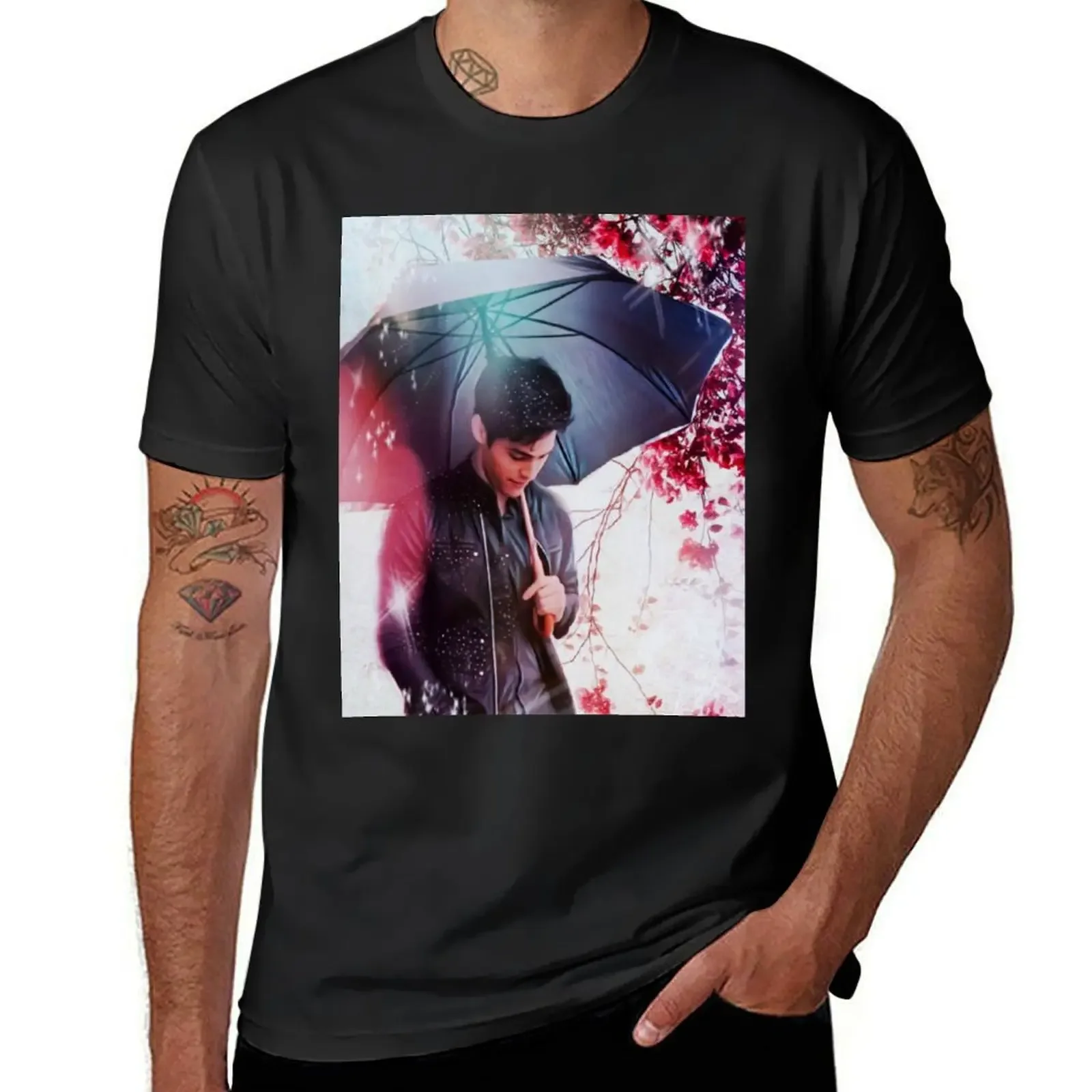 Matt Daddario umbrella T-Shirt sweat anime t shirts tops men graphic t shirts