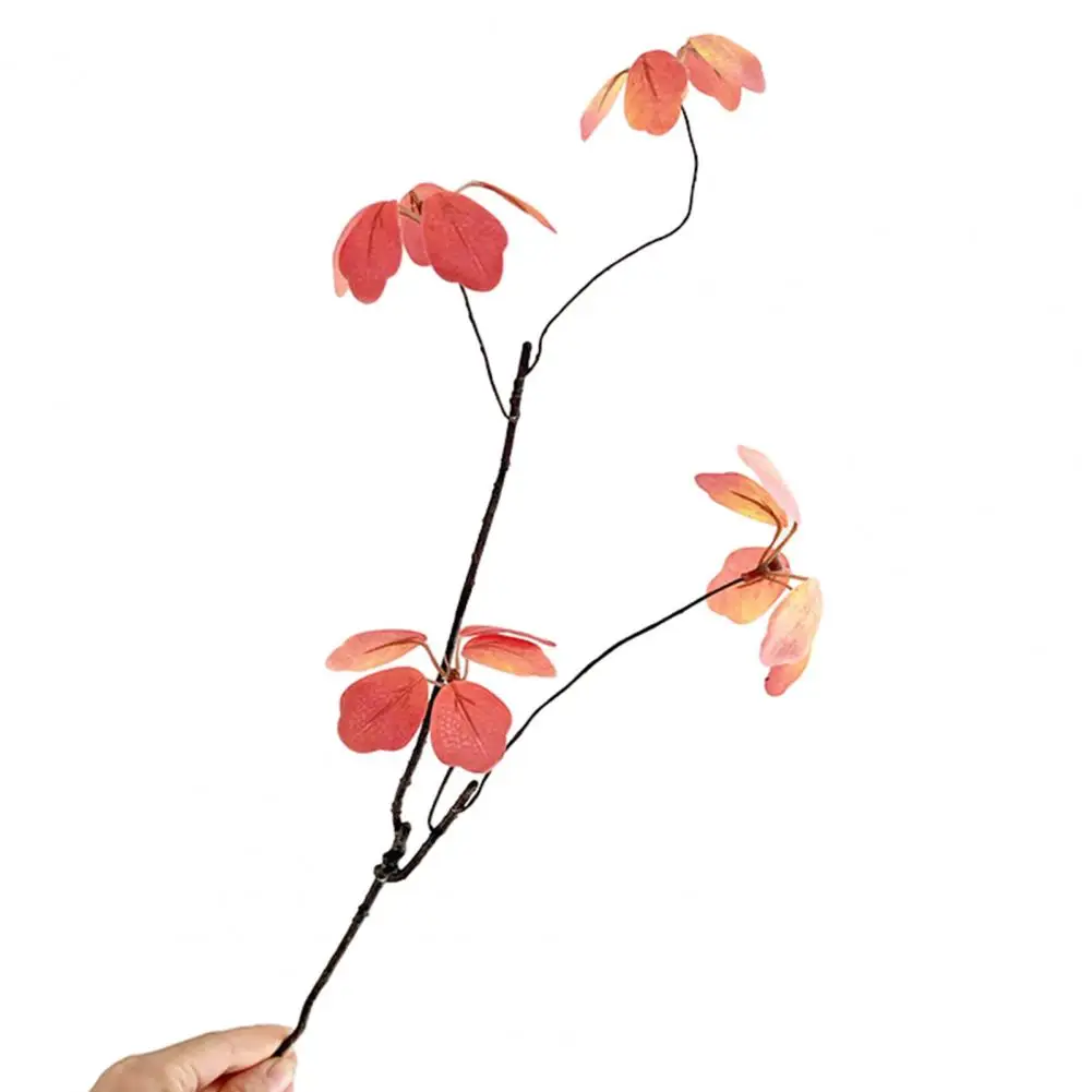 Chinesische und japanische Heimdekoration: Künstliche Herbstblätter, realistische Kunstzweige mit grünen Blättern, dekorative Kunstpflanzen für Zuhause