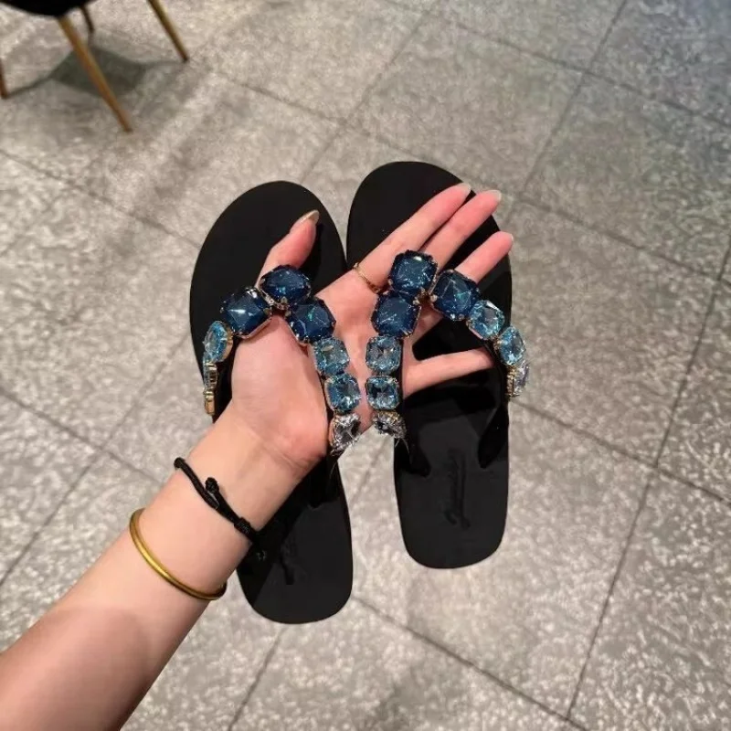 

Thick-soled, super popular, stunning rhinestone sandals for women, suitable for outdoor wear in summer, with a high-end feel, ne