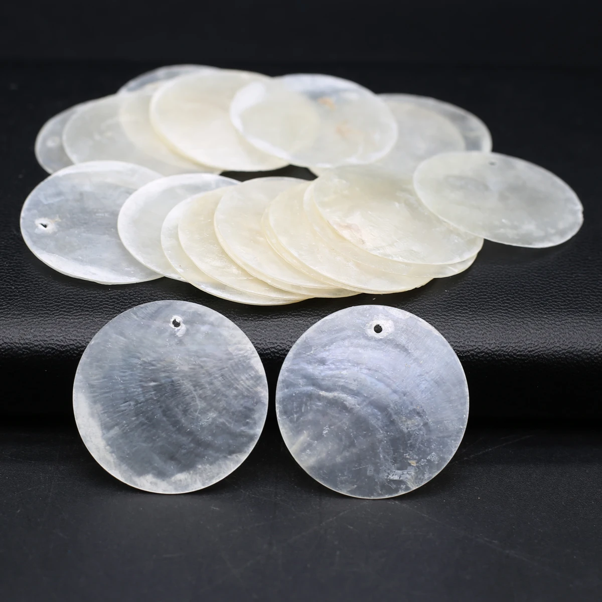 10 Pcs Round Thin Shells Transparent Beads Natural Mother of Pearl Shell Loose Beads For DIY Jewelry Making Necklace Gift