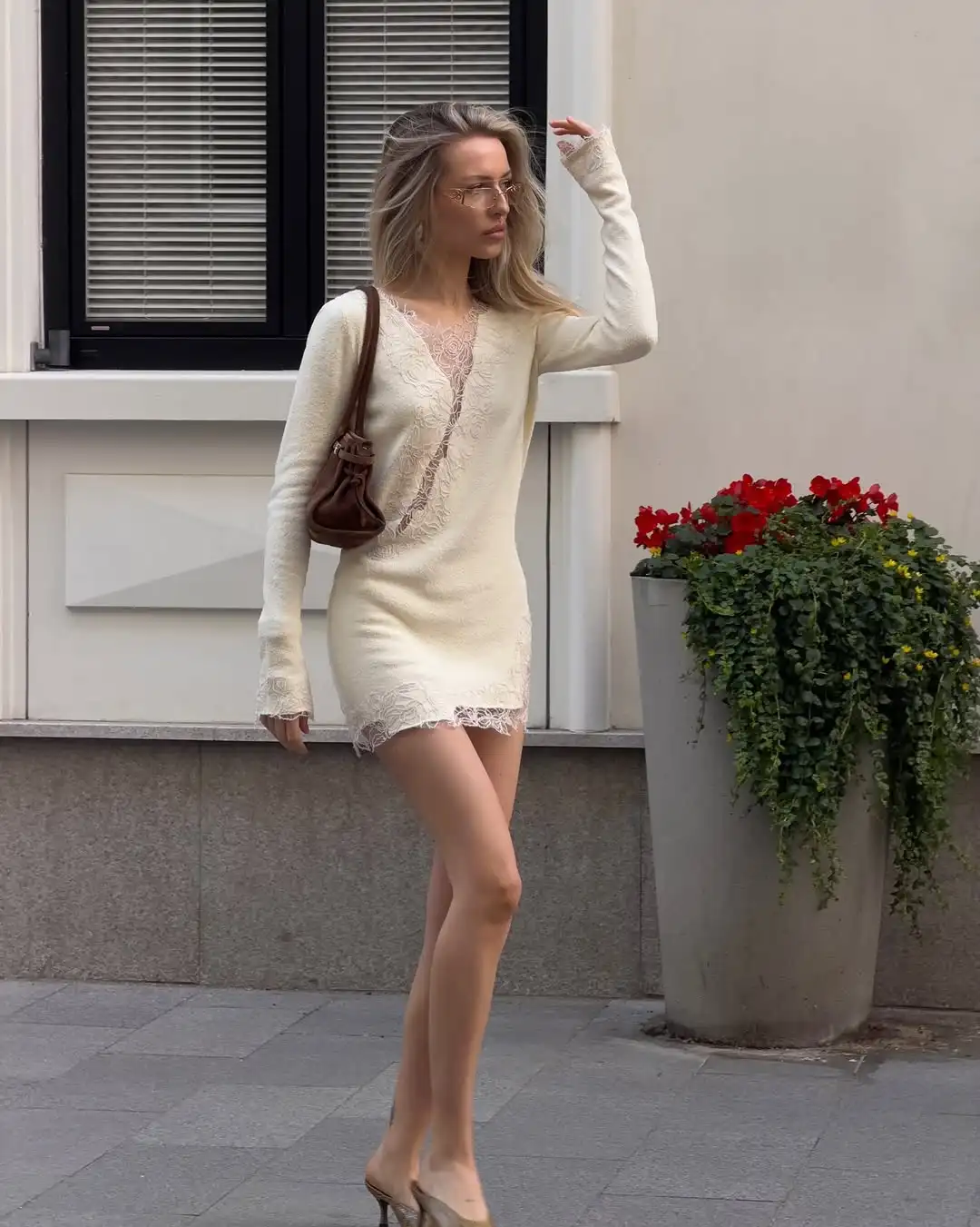 Solid Color Knit Lace Mini Dress V Neck Floral Eyelash Long Sleeve Bodycon Short Robes Women's Street Casual Coquette Gowns 2026