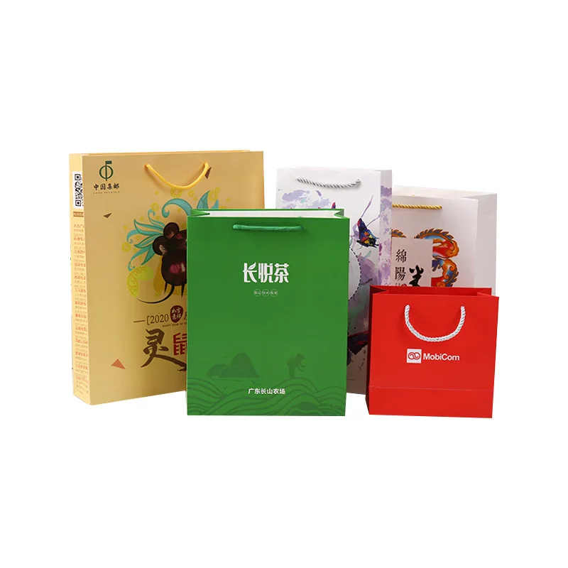 Custom. Factory Customized Paper Packaging Bag White Cardboard Handbag Customized Clothing Store Shopping Portable Paper Ba