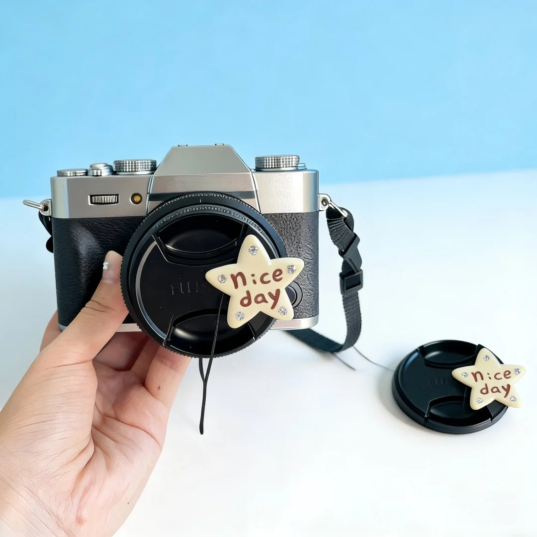 Cute Cartoon Camera…