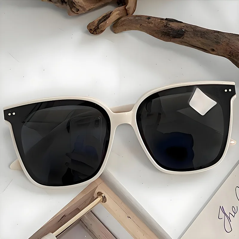 Women's Oversized Retro Hong Kong Style Fashion Glasses  Decorative Fashion Accessories for Daily Special Occasions