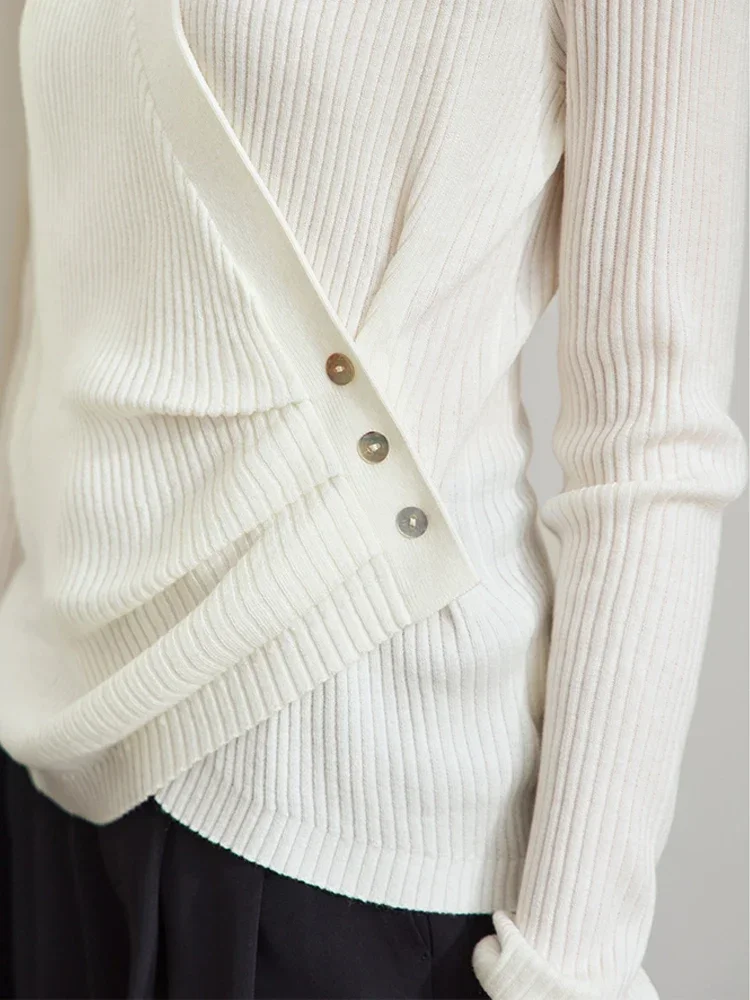Amii Minimalist Solid V-neck Pleated Knitted Sweater Autumn New Women\'s Shell Buckle Pullovers Commuter Long Sleeve Top 12511083