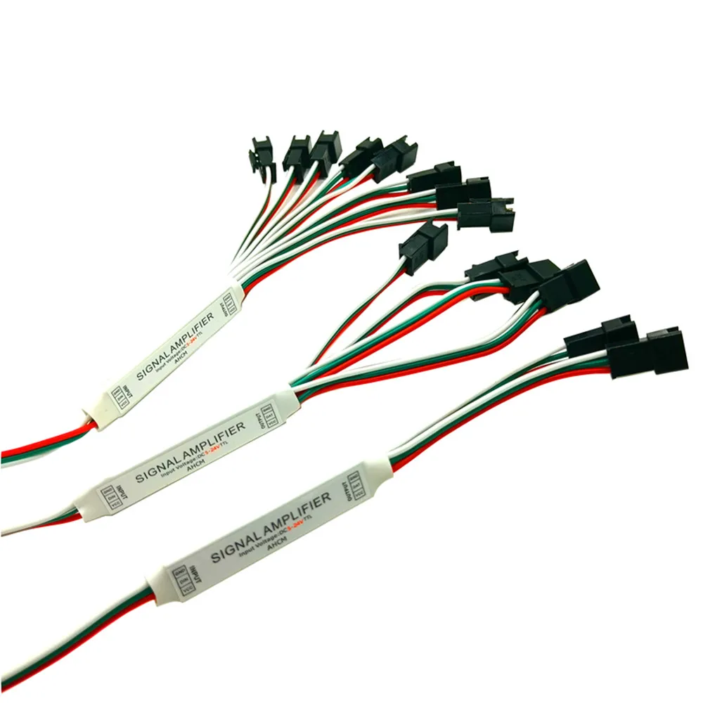 Mini amplificatore di segnale per WS2812B WS2811 LED Strip Pixel IC Sync Repeater 3/4/8 head 3Pin RGBIC indirizzabile LED Tape String