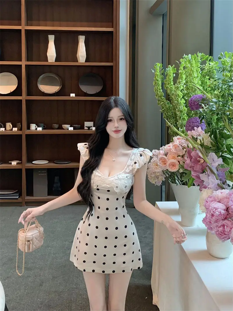 

French satin polka dot short sleeve dress for women in summer slim v-neck short skirt lace fitted waistband hip skirt