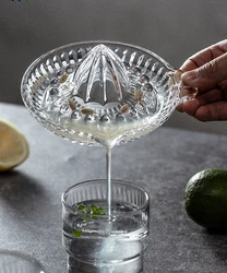 Glass Citrus Juicer Reamer Squeezer with Handle and Pour Spout, Manual Juicer Citrus Press Perfect for Juicing Oranges, Lemons