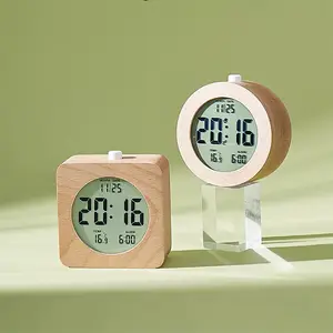 Reloj con varias alarmas sale