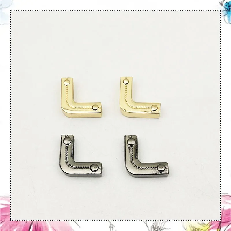 30Pcs 25mm Metal Bag Corner Buckles Screw Handbag Edge Protection Hook Buckle Decoration Hardware Accessories