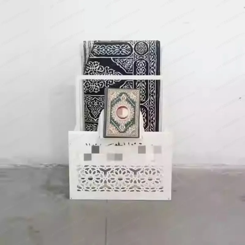 

Декоративная деревянная подставка для молитвенных ковриков с полкой и местом для установки молитвенного коврика