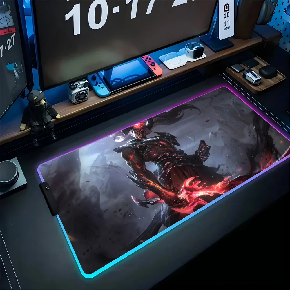 

Yasuo League Of Legends Mousepad XXL RGB Gaming Mouse Pads HD Black Gamer Accessories Large LED