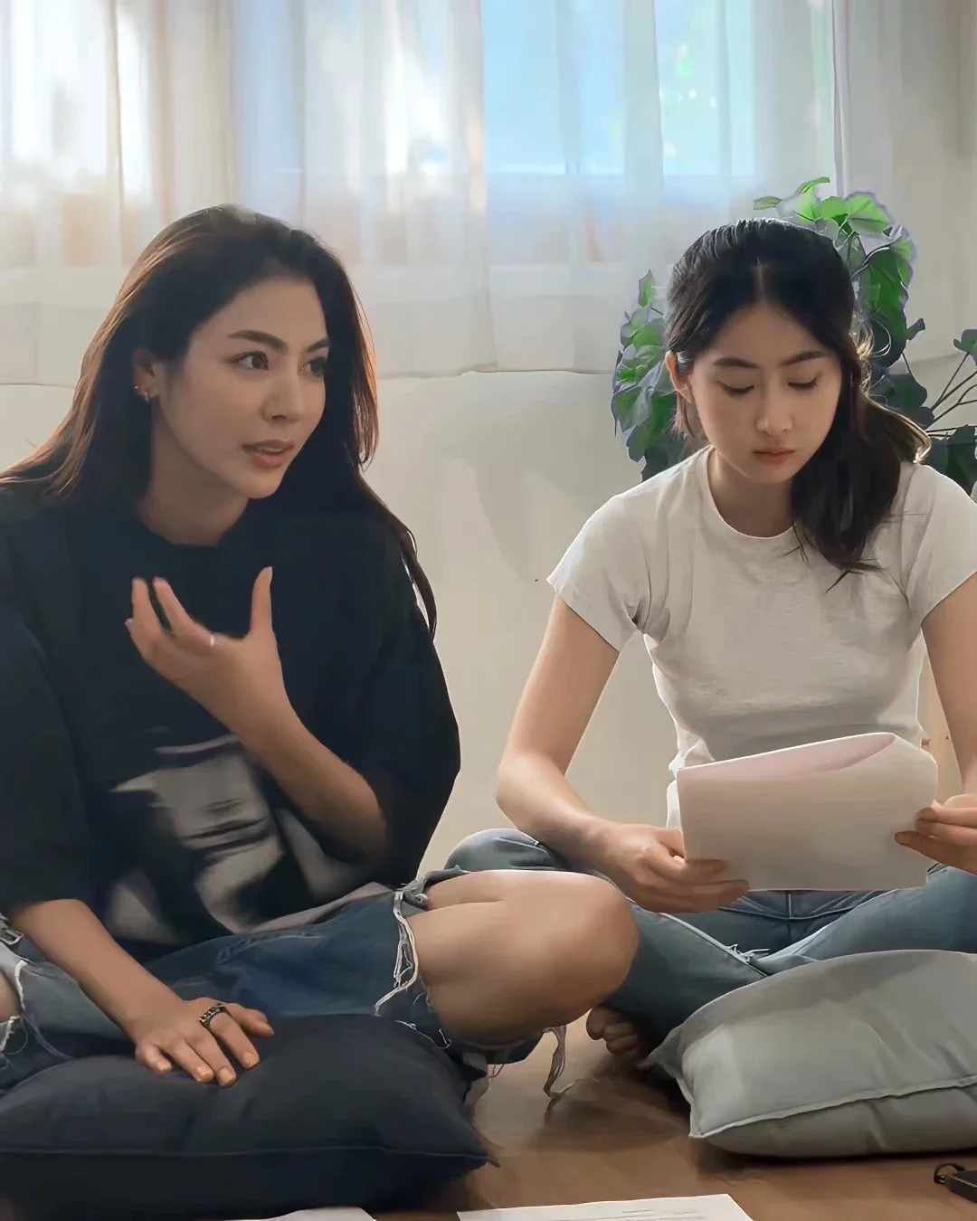 تي شيرت فارغ The Secret Love ملء فارغ FayeYoko نفس أسود بأكمام قصيرة مع قميص مطبوع تجريدي محيطي Faye Malisorn #2