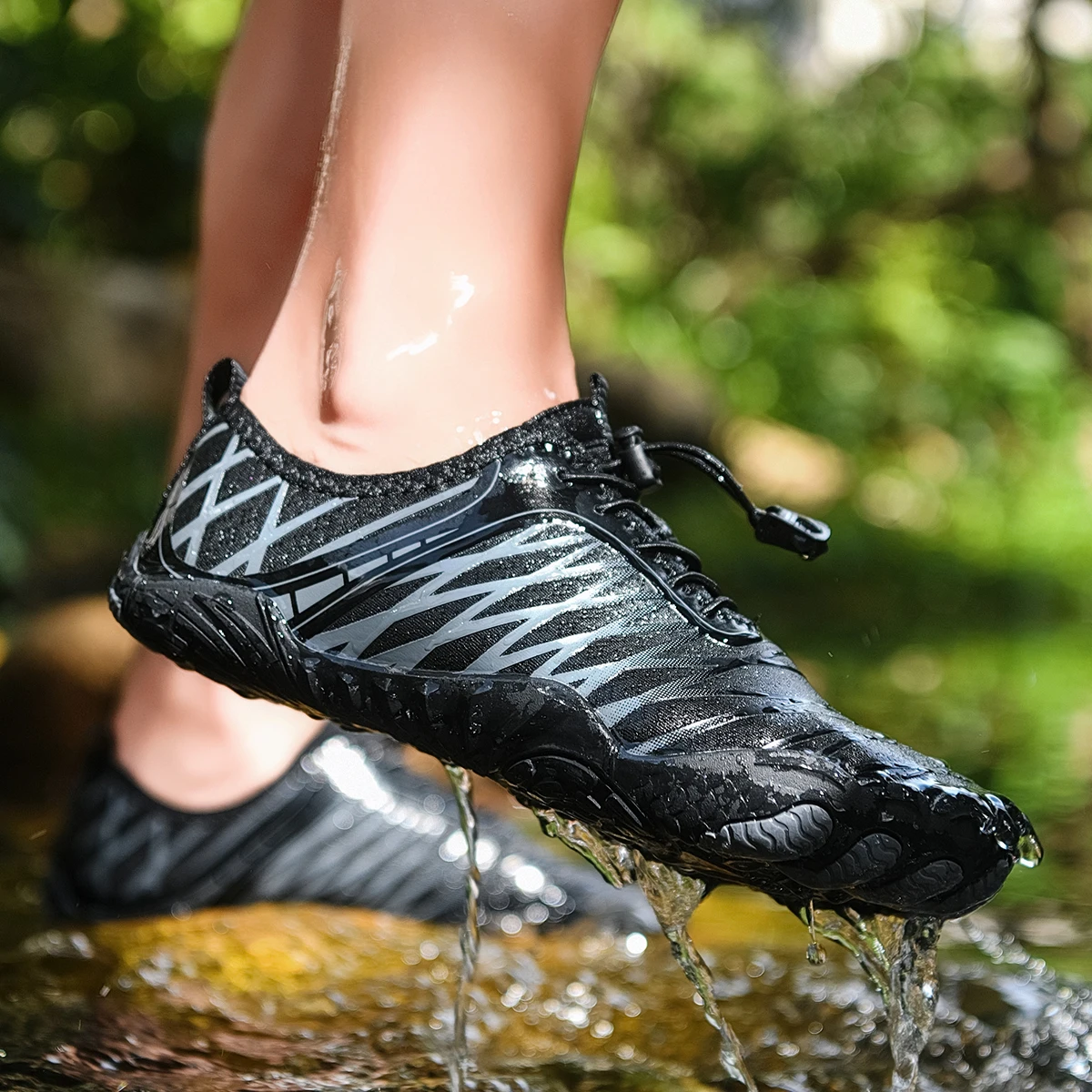 Chaussures d'eau pour femmes et hommes, nu-pieds, baskets de plage respirantes en amont, chaussures de sport à séchage rapide