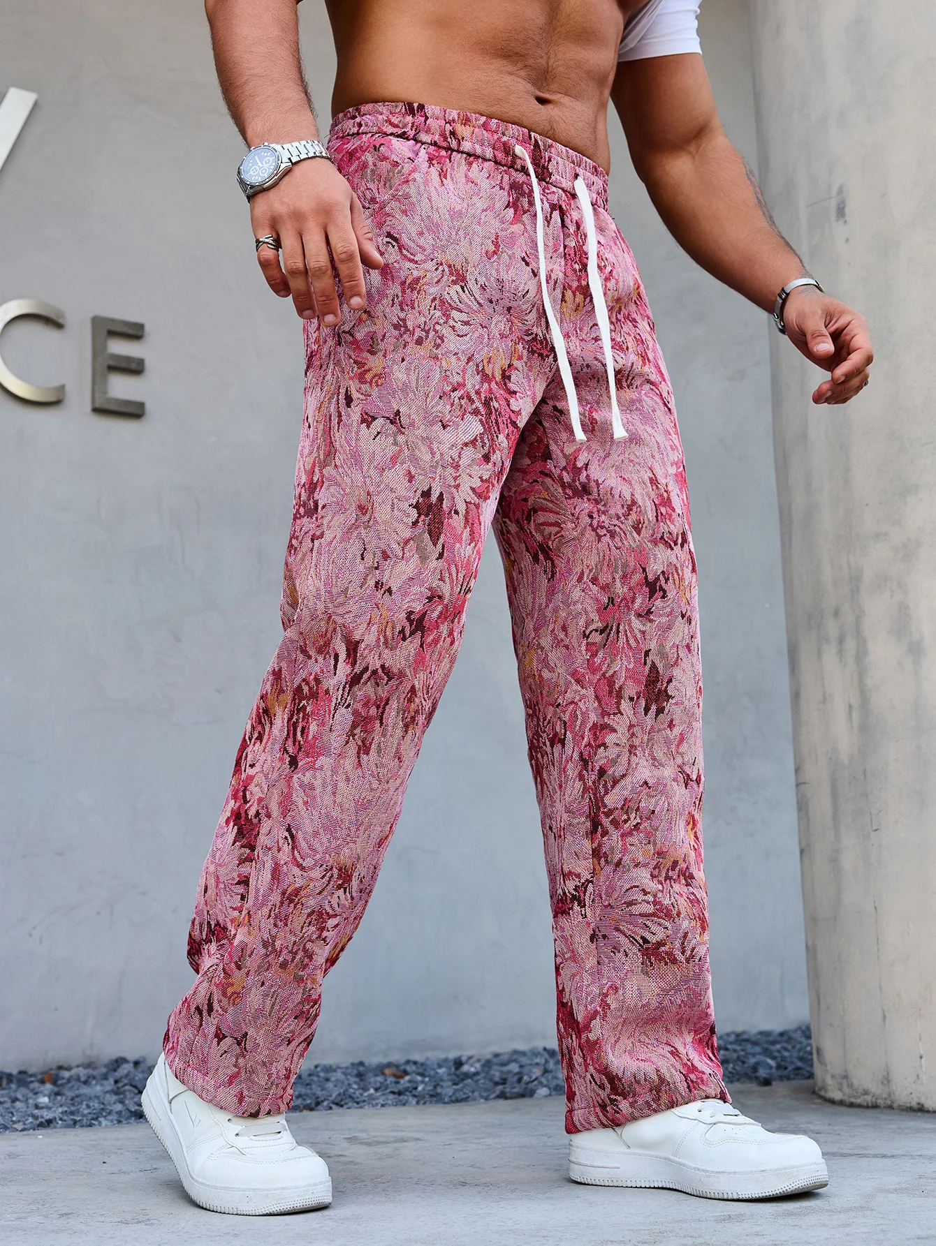 

Men's Retro Floral Jacquard Drawstring Casual Pants Loose Trendy Straight-Leg Sports Trousers