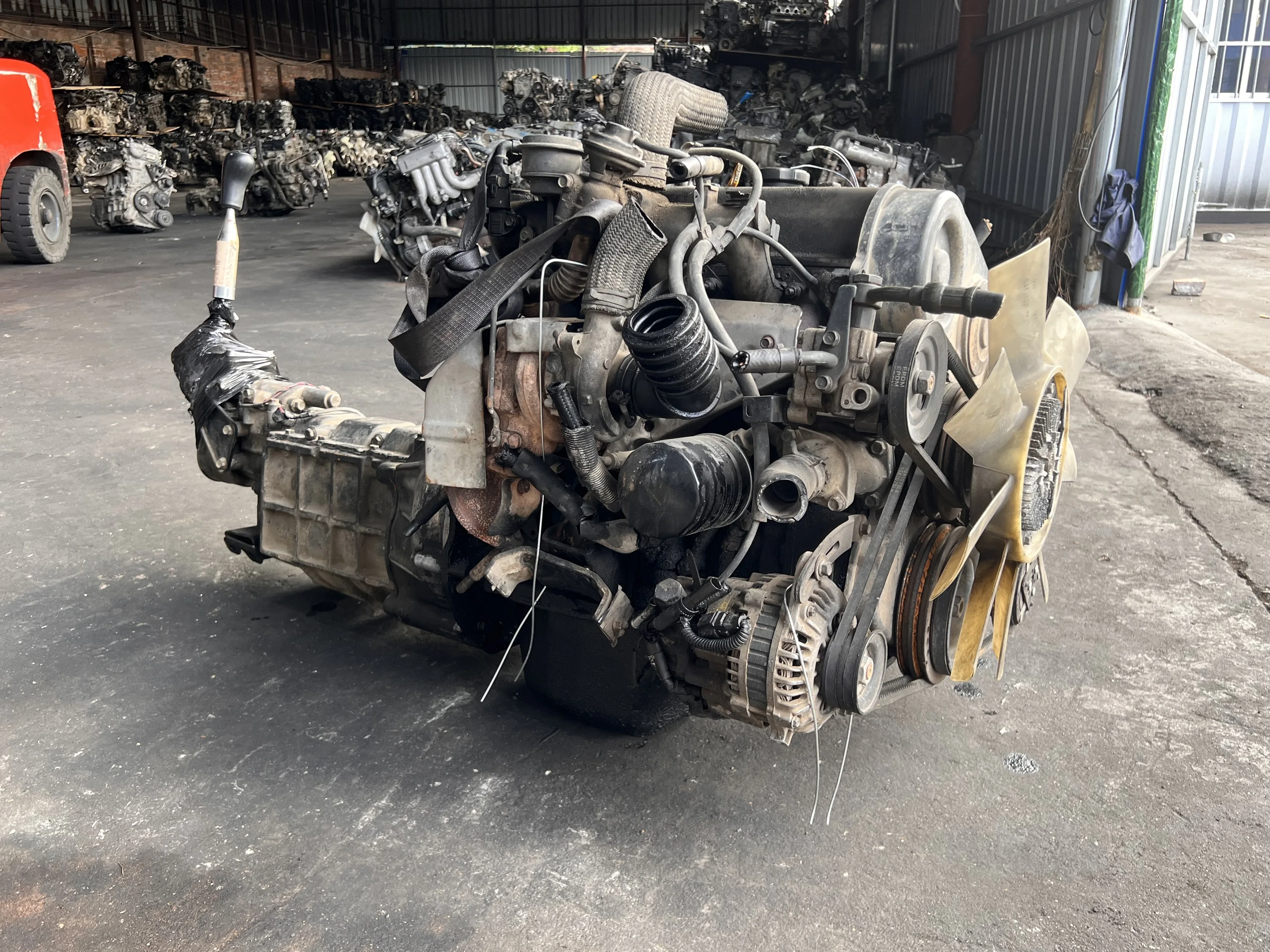 Best Price For Complete Second-Hand 4D56 D4BH Diesel Engine With Gearbox For Hyundai For Kia For Mitsubishi L200