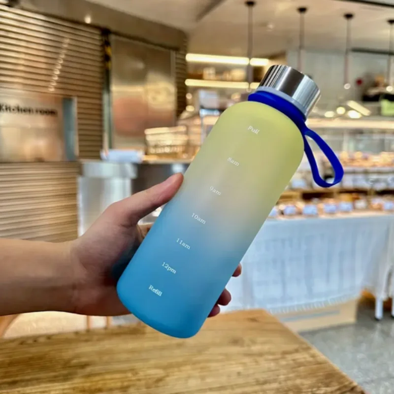 زجاجة مياه بمقبض غير لامع سعة 550 مل - كوب رياضي خارجي محمول مع غطاء مانع للتسرب، مادة متينة للكمبيوتر الشخصي