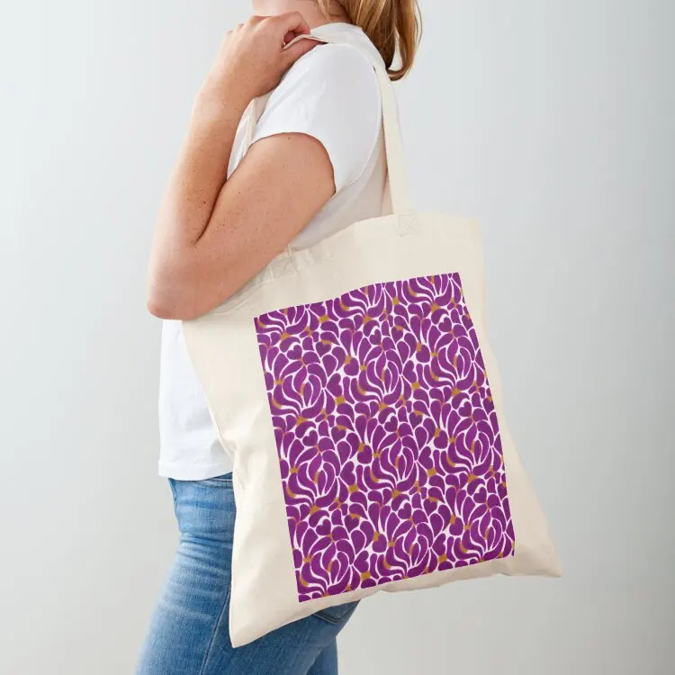 Flower petals and hearts Tote Bag