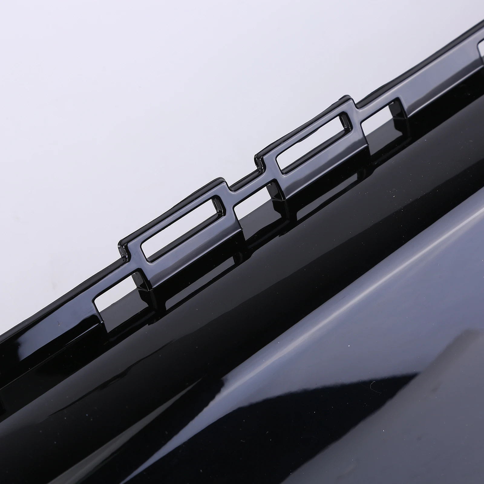 Front Bumper Decorative Trim Black Plastic Bumper Molding OE 51117337791 for Mini F55 F56 F57 2014-2018 Front Bumper Replacement Part