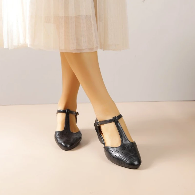 Damen Retro-Loafer mit Ausschnitten in Übergröße, verstellbare T-Riemen-Pumps für den Sommer, Alltag und Pendeln – Detail 9