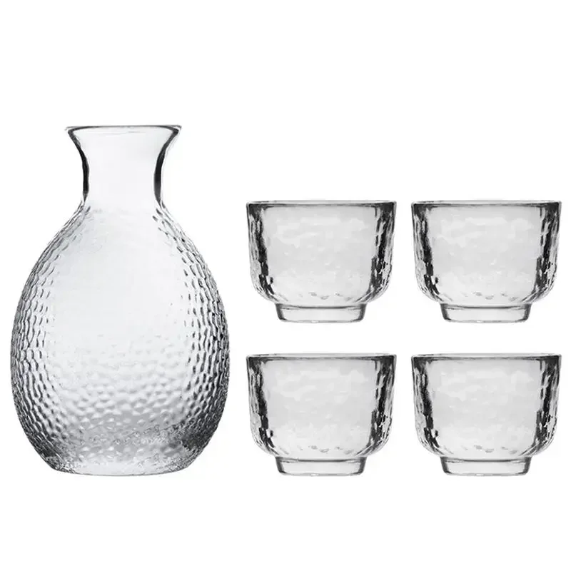 

Glass Sake Serving Set Clear Blur Plain Japanese-style Handmade Glass Cups Sake Cups Glass Bottle For Greeting Drinking Set