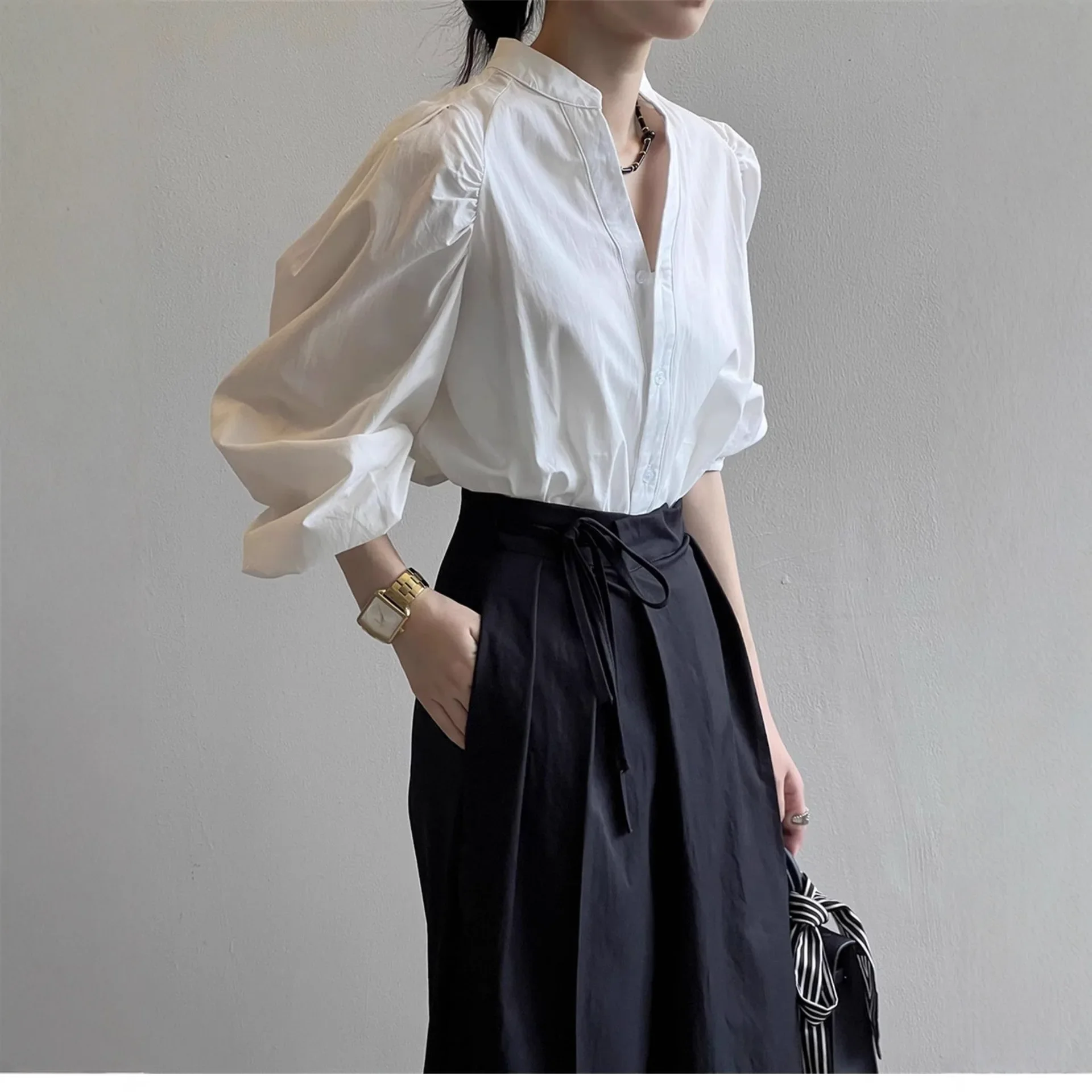 

Women's Spring Autumn New Style Pleated Bubble Sleeve Charming Top French Chic Long Sleeve Stand Collar Doll Shirt