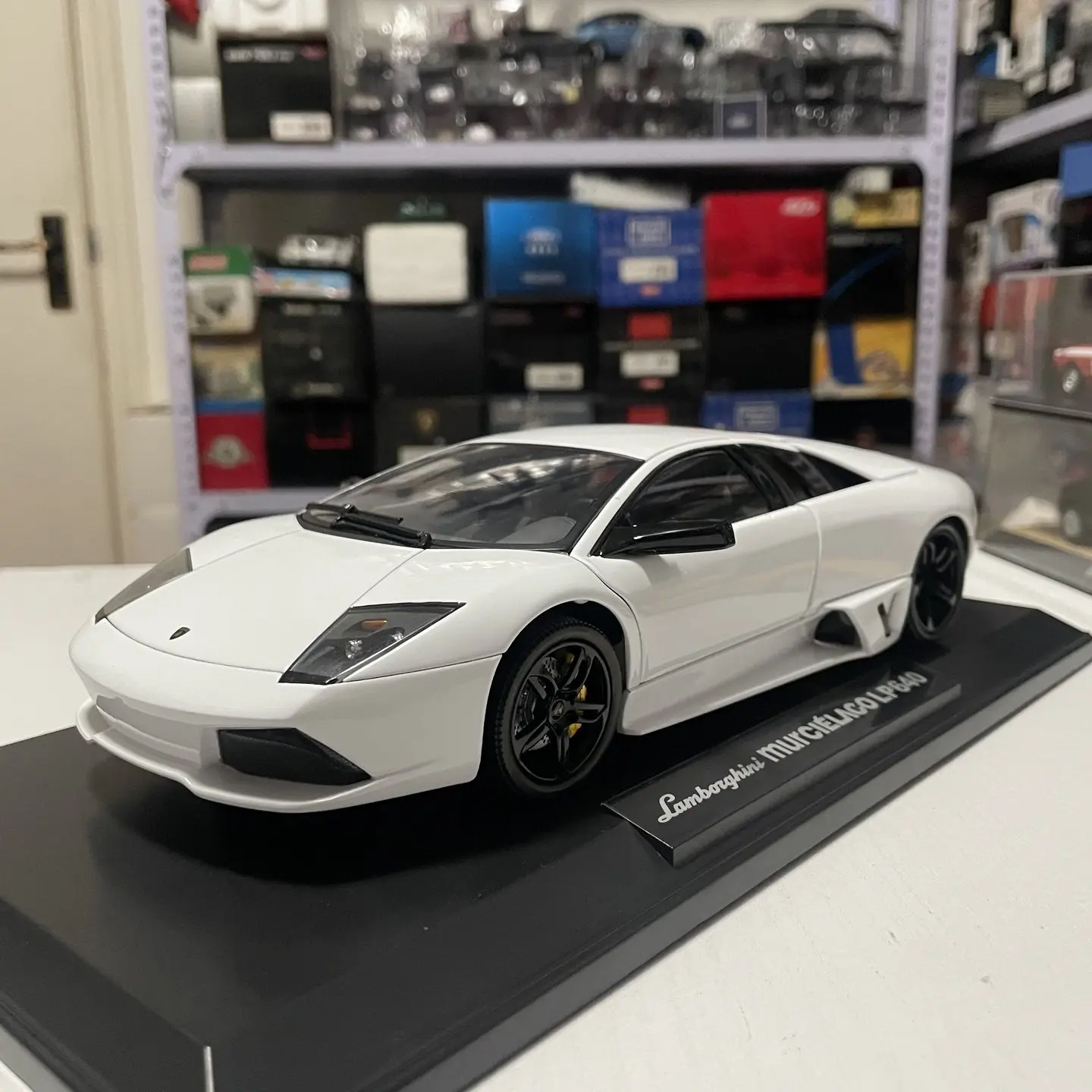 NOREV Escala 1:18, Modelo de Carro Esportivo Lamborghini Murcielago LP640 em Liga Fundida, Clássico, Presente para Adultos, Lembrança, Exibição Estática