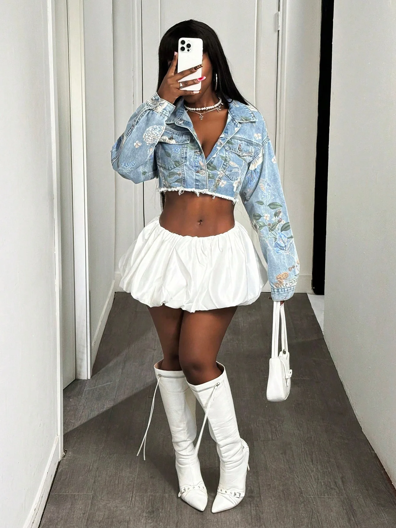2026 Women's Oversized Denim Jacket, Short Printed Cotton Blend Turn-down Collar Casual Coat with Raw Hem for Spring Daily Wear