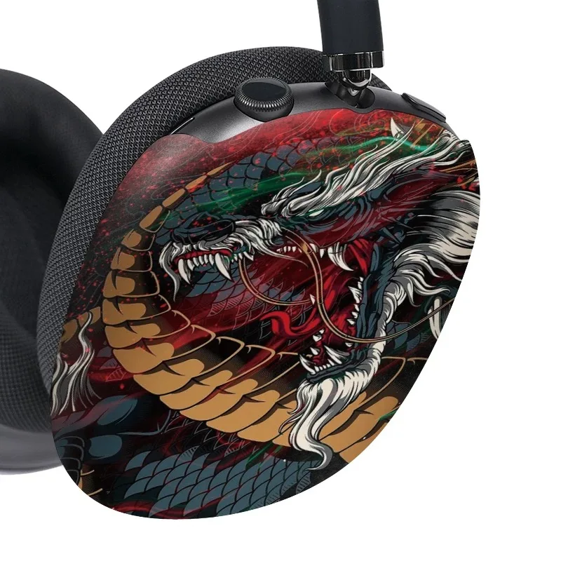 This is a protective case suitable for Airpods Max headphones. It features a Chinese dragon totem and is a trendy