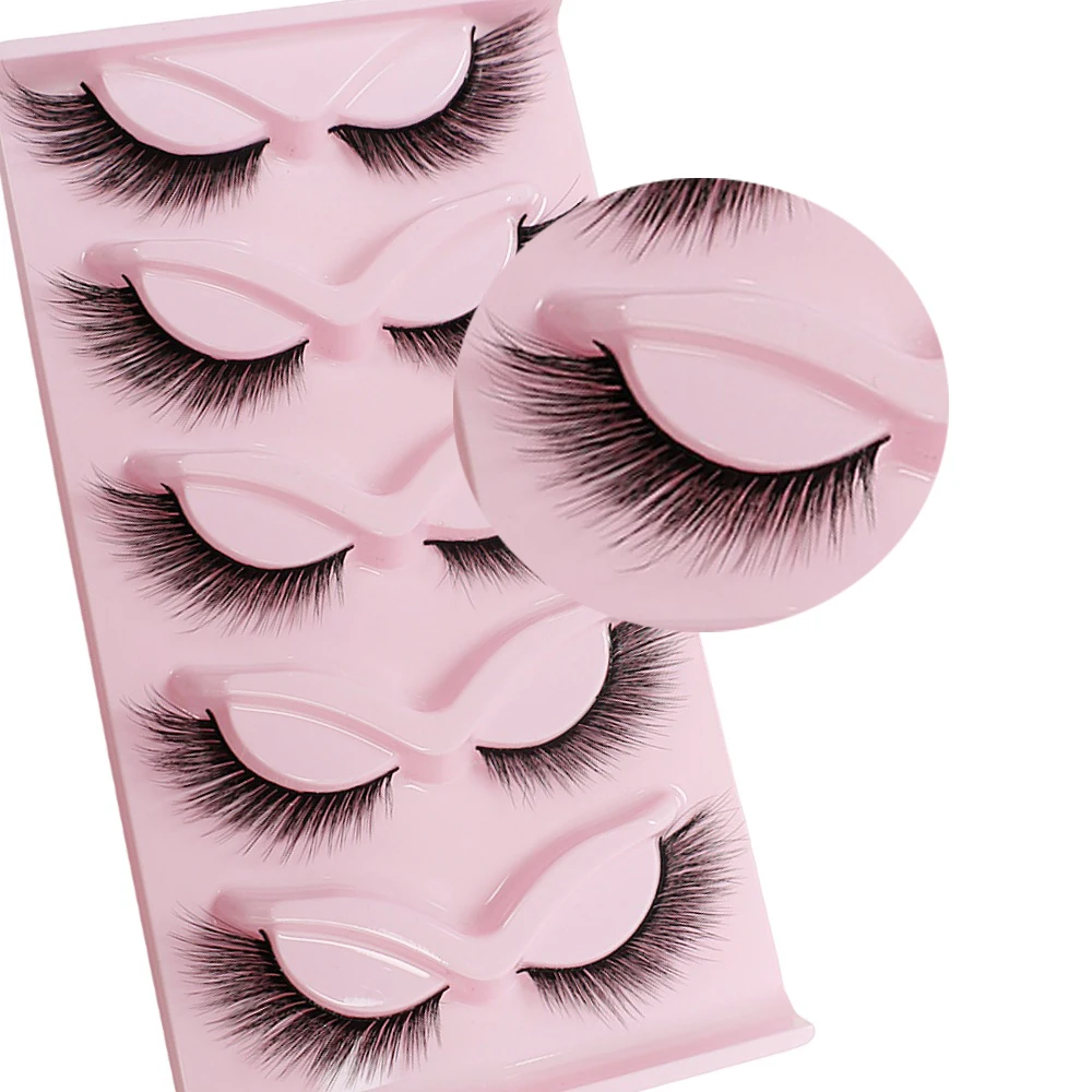 5 أزواج من الرموش الصناعية الصناعية المنفوشة بشكل طبيعي - رموش صناعية ممدودة على شكل عين القطة، مما يجري جريء