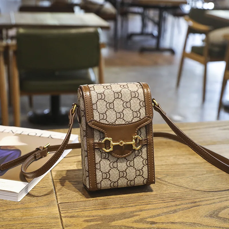 

Women's Europe and the United States Crossbody Bag Mini Shoulder Bag Fashion Mobile Phone Bag