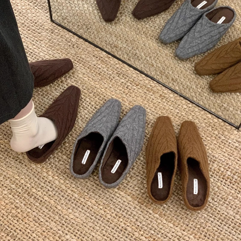 

SUOJIALUN 2025 Winter New Women Slipper Fashion Warm Plush Slip On Mules Shoes Soft Heel Outdoor Casual Dress Slides Shoes