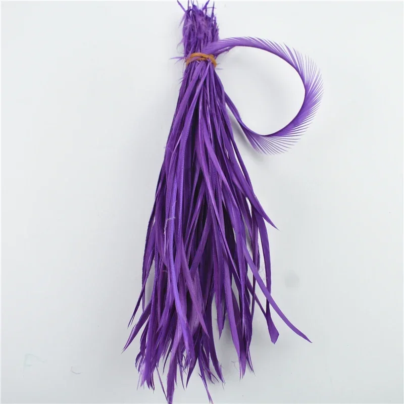 Penas coloridas do ganso para fazer jóias, pena branca, artesanato de cabelo, artesanato, acessórios do casamento, decoração do carnaval