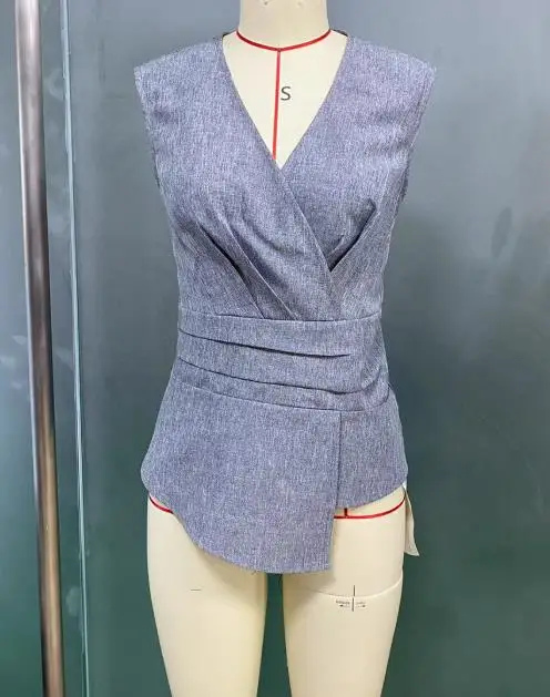 

Women's Vest Elegant Sleeveless Fitted Waist Pull-Over Top for Women Temperament Commuting Summer New Female Fashion Tank Top