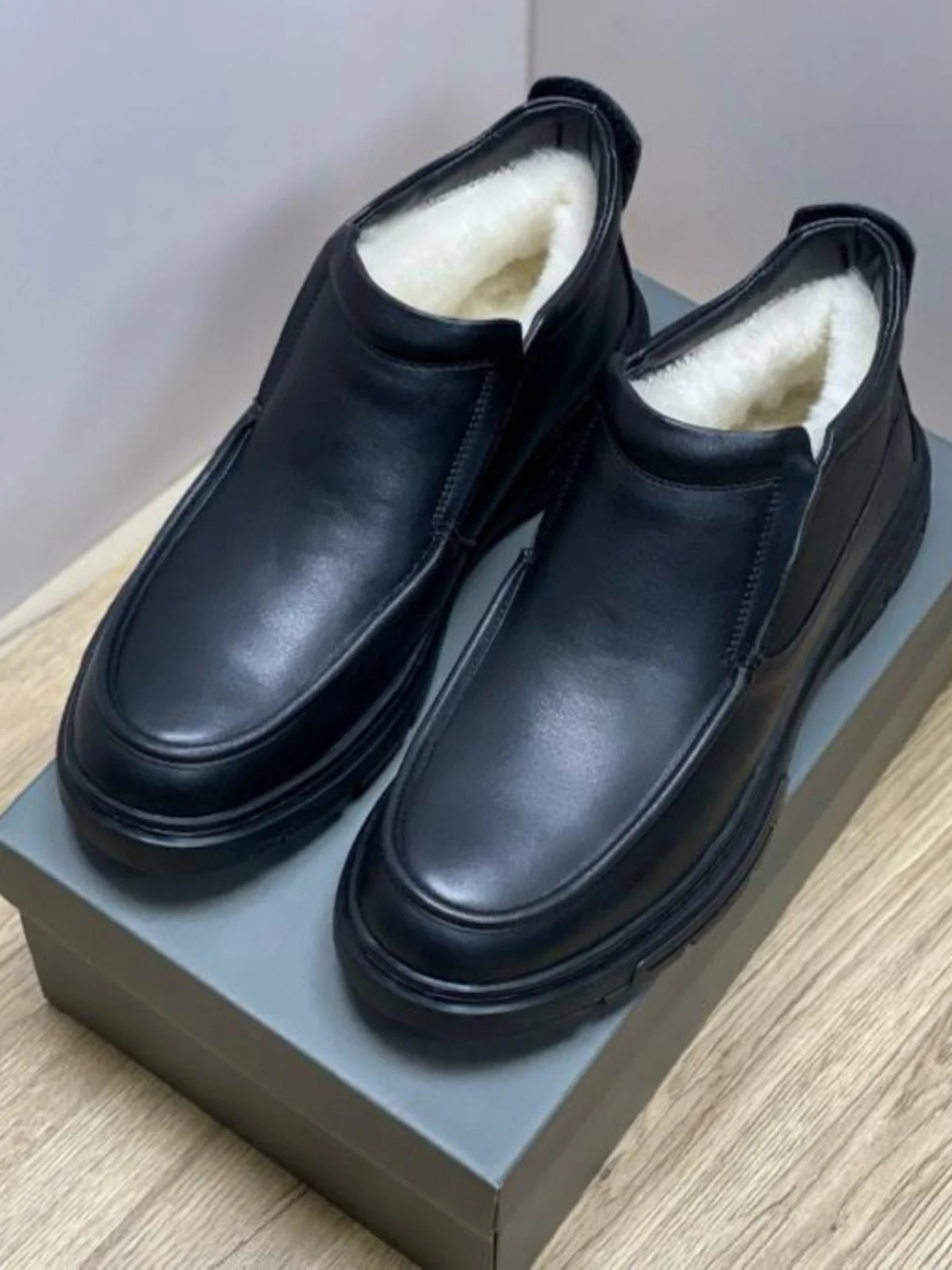 

Warm Anti-Slip Northeast Cotton Snow Boots Men's High-Top Woolen Boots Plump Sle Leather oes Comfortable Winter oes