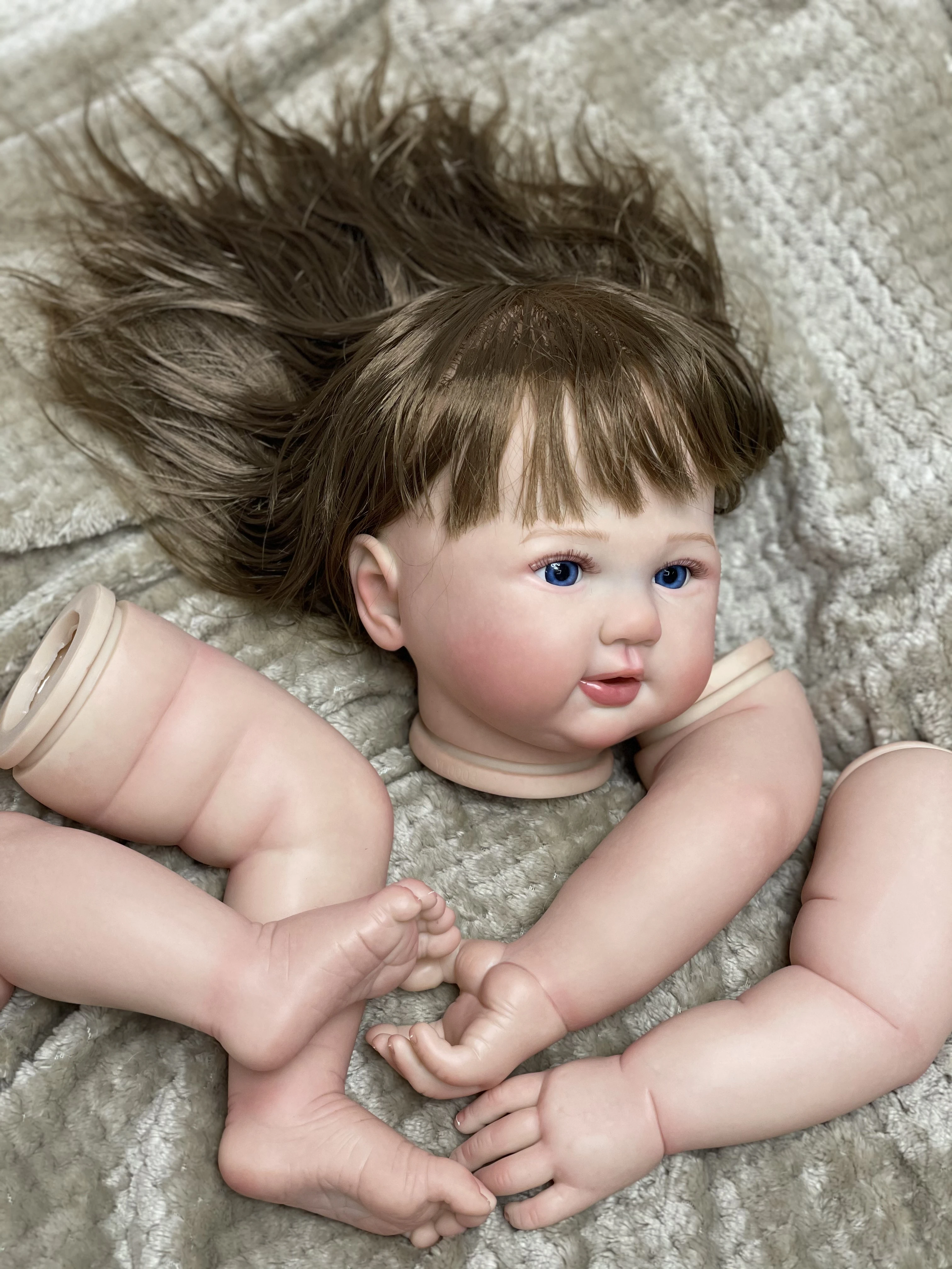 28Inch Romee Reborn Doll Kits Big Baby Painted/Unpainted Soft Vinyl Kits Newborn Baby Doll Kit Part Bebe Reborn Kits Sin Pintar