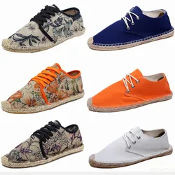 Nueva moda, mocasines naranjas para hombre, zapatos planos con estampado de flores para hombre, zapatos informales de lino transpirables para conducir, mocasines de hombre