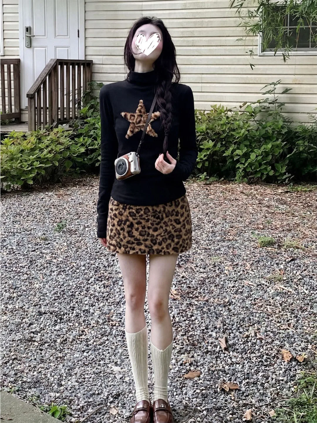 

Retro American Star Half High Collar Long Sleeve Women's T-shirt Spring New Leopard Print Furry Skirt Two-Piece Set