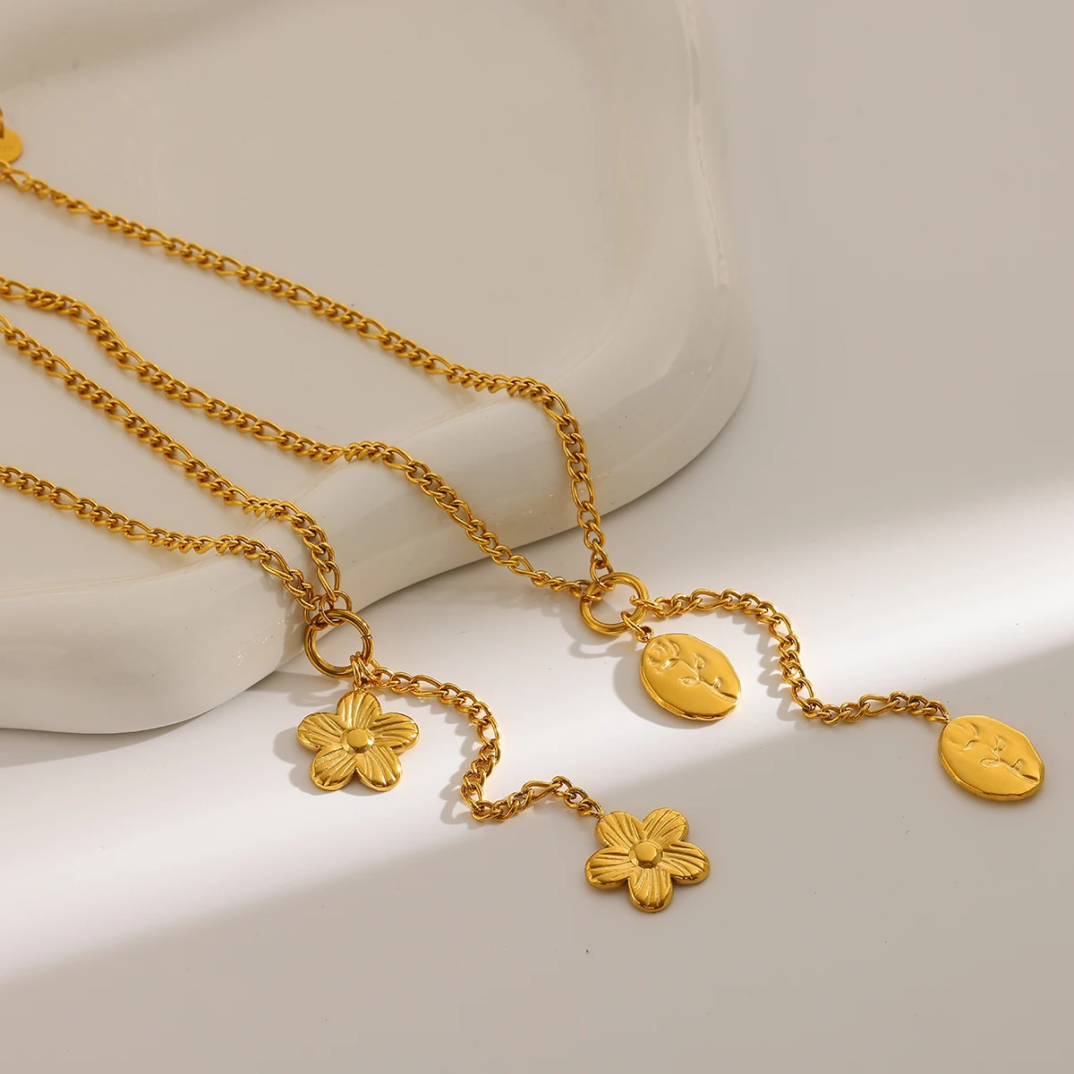 

Women's Geometric Flower Handmade Cable Chain Y-Necklace Light Luxury Stainless Steel Necklaces Fashion Jewelry for Thanksgiving