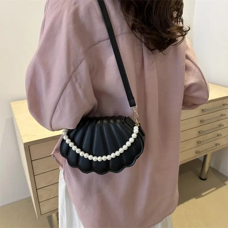bolsa-de-ombro-estilosa-e-fofa-com-design-minimalista-e-perolas-bolsa-decorada-com-perolas-em-couro-pu-para-mulheres-e-meninas