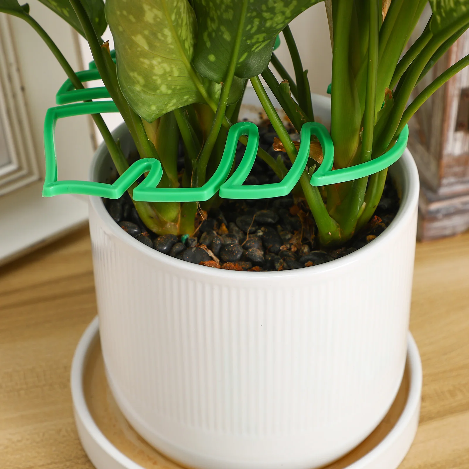 

4pcs Plant Stem Support Monstera Shaped Houseplant Holder Sturdy Plastic Decorative Stand For Indoor Outdoor Flowers Vegetables