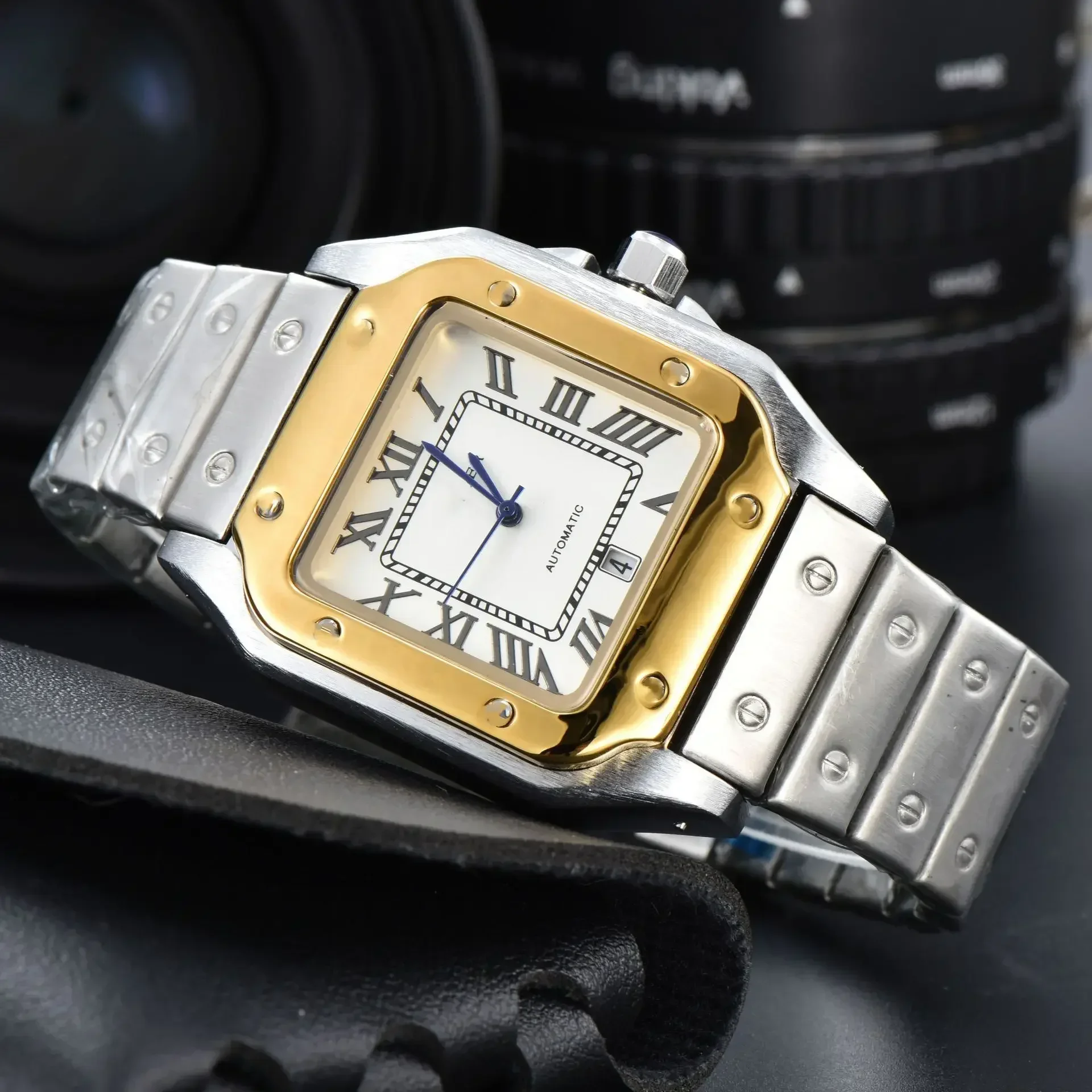 2025 Men's stainless steel square quartz stopwatch features an elegant and generous multi-functional calendar display clock