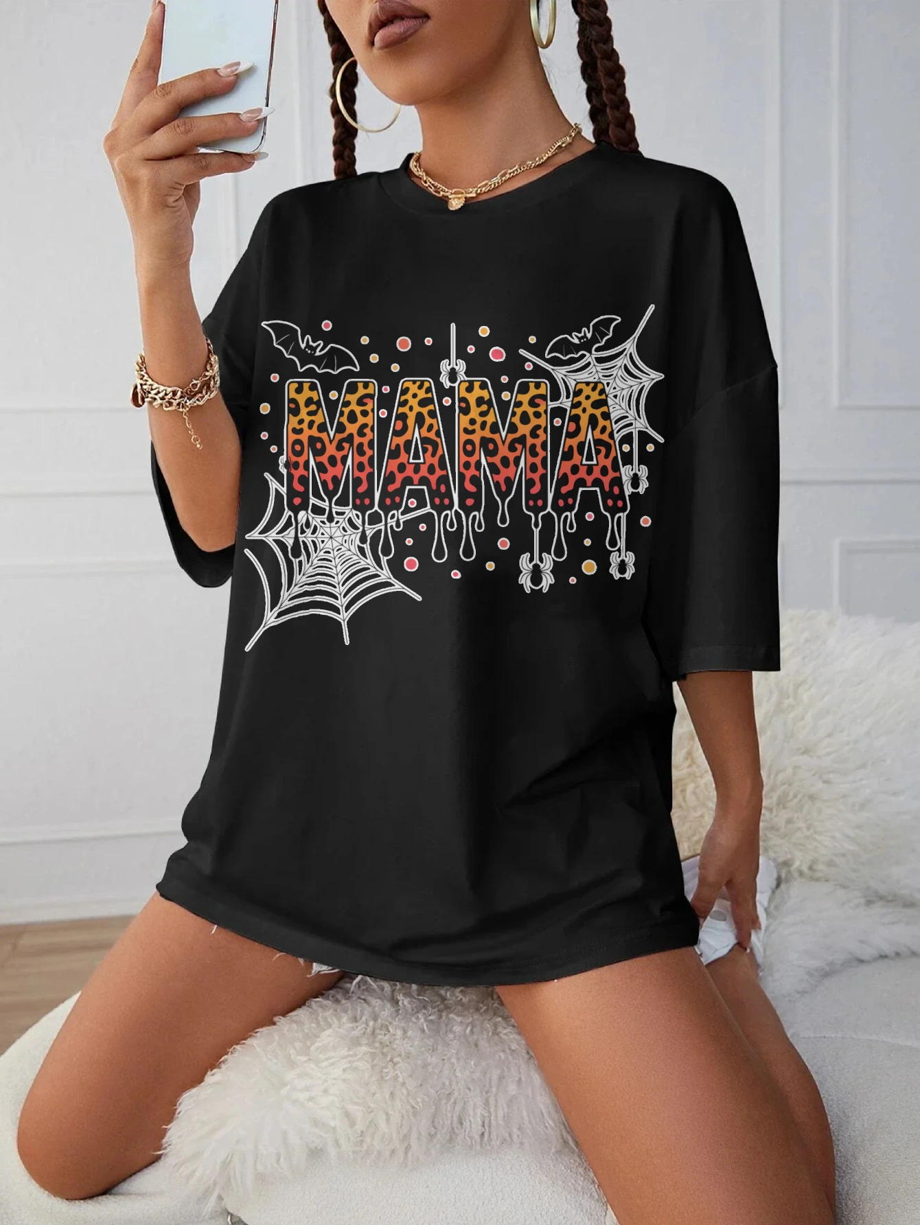 

Mama Leopard Halloween Mom Loose Fit Women's Black Round Neck T-Shirt Maternity Winter Top for Late Pregnancy