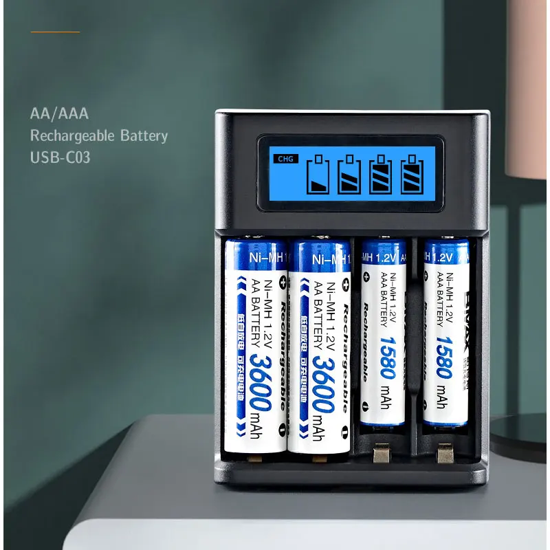 LCD Display AA  / AAA Battery USB Charger 4 Slots For NI-MH /NI-CD AA  AAA 1.2V Rechargeable Battery Indicator Battery Charger